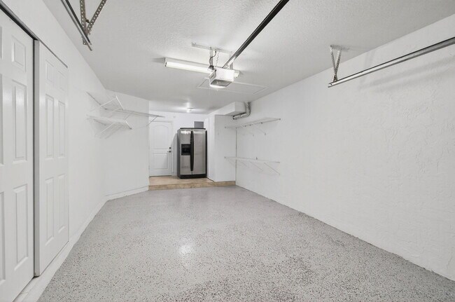 Building Photo - 3770 Blue Ridge Rd
