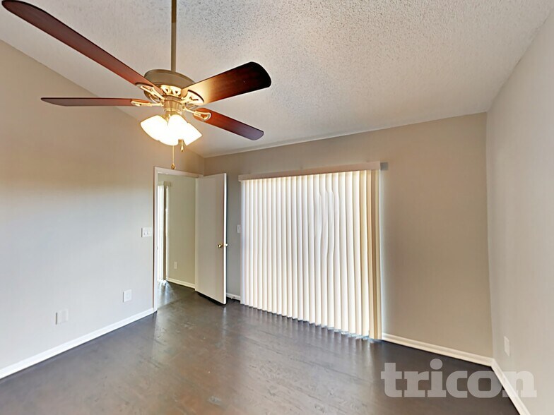 Building Photo - 217 Belfort Pl