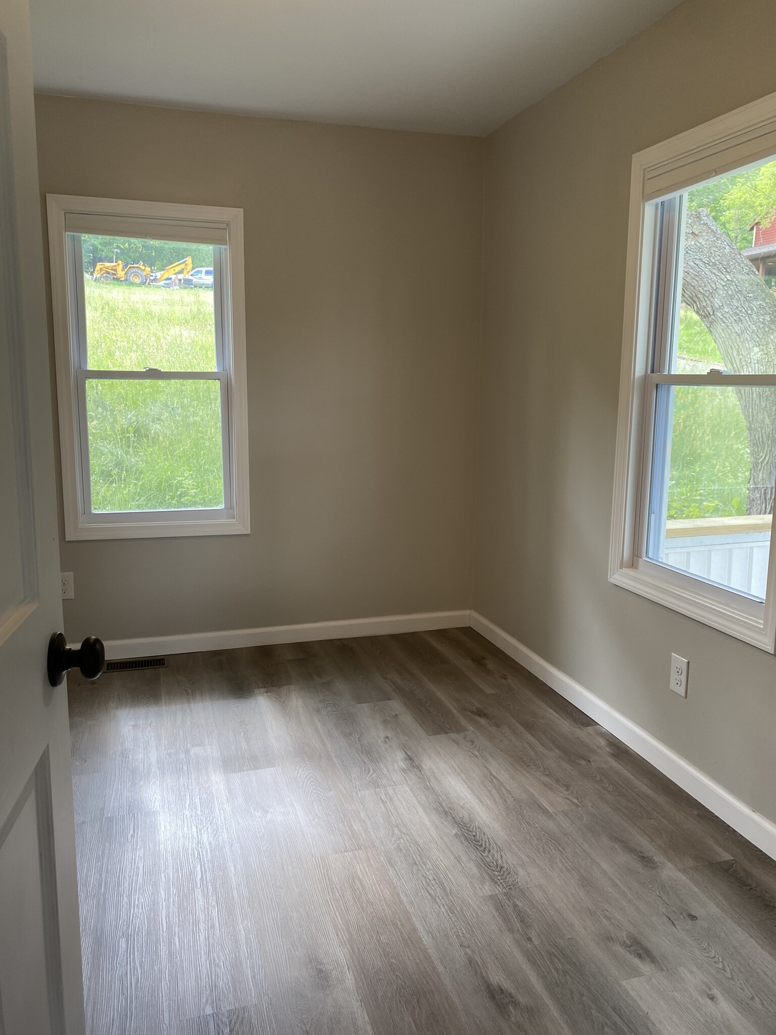 Bedroom 3 - 41 Roberts Ave