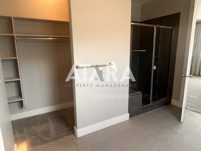 Building Photo - 9167 S Galette Ln