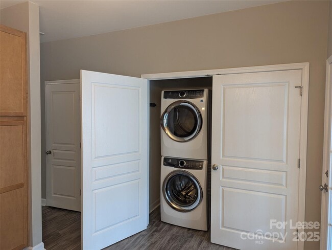 Building Photo - 13918 Cypress Woods Dr