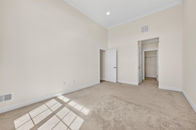 Building Photo - 402 Sacandaga Loop