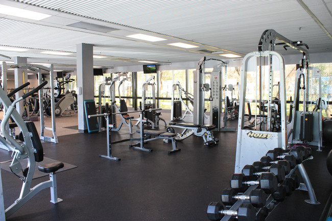 Fitness Center - Bayou Park Apartments