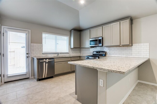 Building Photo - 178 Living Reef Dr