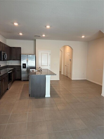 Building Photo - 2913 Beluga Bay Dr