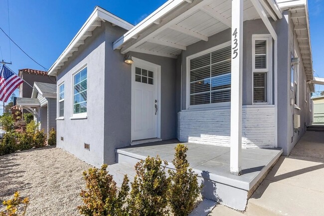 Primary Photo - Charming 3BD/2BA Hermosa Beach Bungalow