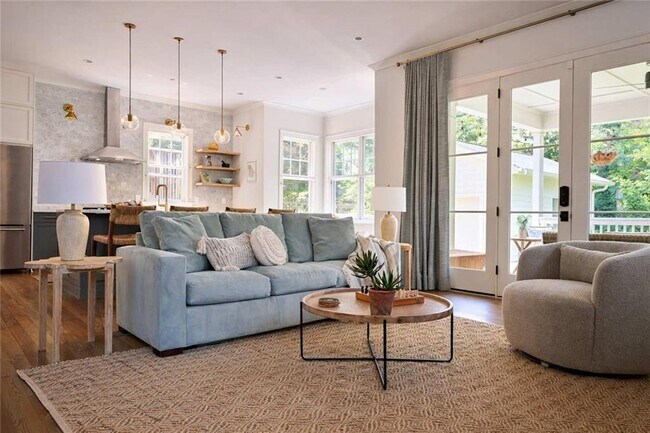 Building Photo - 801 Adair Ave NE