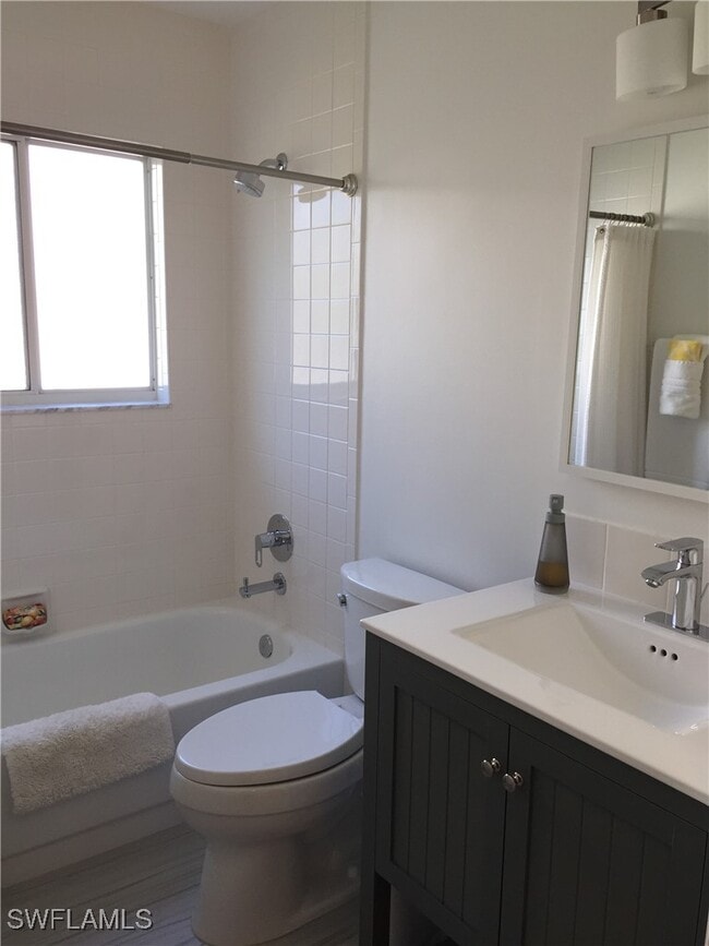 Building Photo - 7800 Emerald Cir