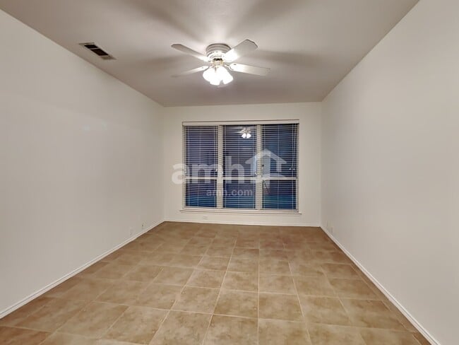 Building Photo - 174 Murphy Ct
