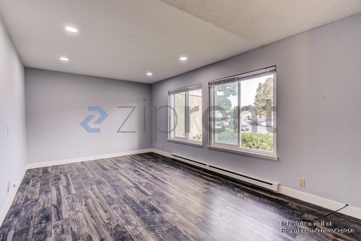 Building Photo - 201 Carriage Dr