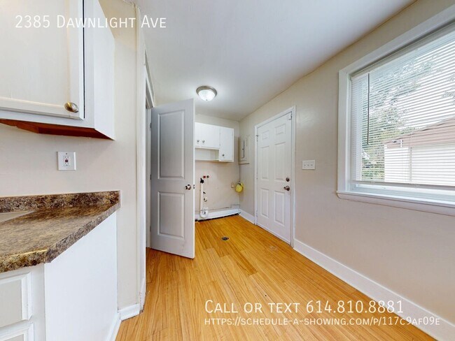 Building Photo - 2385 Dawnlight Ave