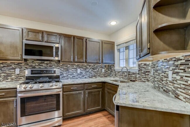 Building Photo - 403 Taggert Dr