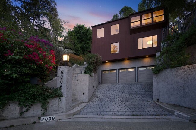 Building Photo - 4006 Milaca Pl