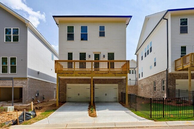 Building Photo - 171 Basil St