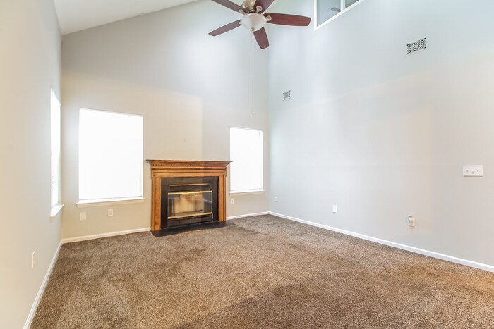 Building Photo - 205 S Birkenstock Dr