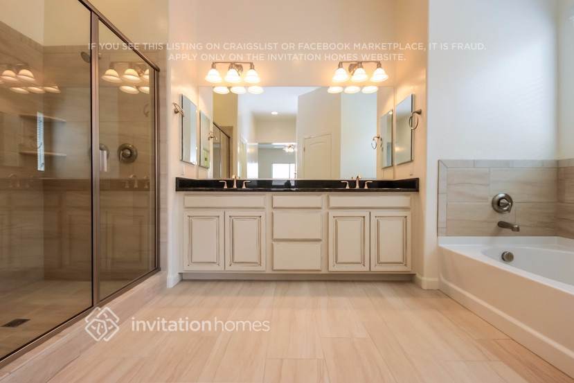 Building Photo - 19270 E Thornton Rd