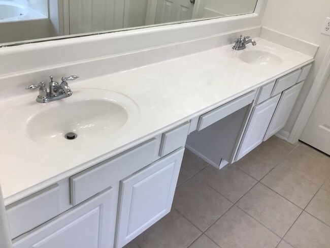 Building Photo - 21806 Saragosa Pond Ln