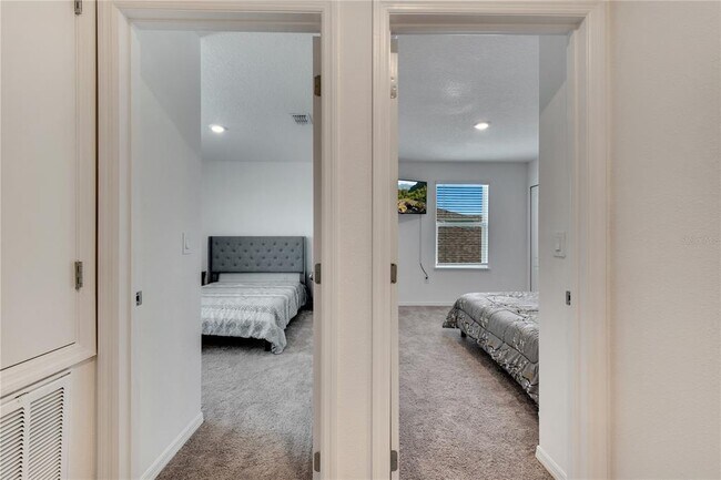 Building Photo - 900 Boca Vista Ct