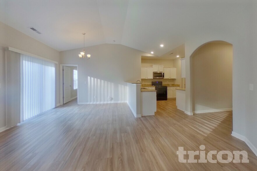 Building Photo - 7138 Cuddington Dr