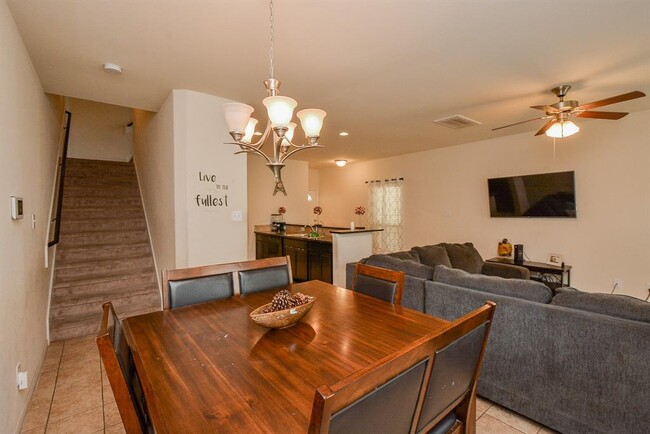 Building Photo - 6038 Wesley Manor Ct