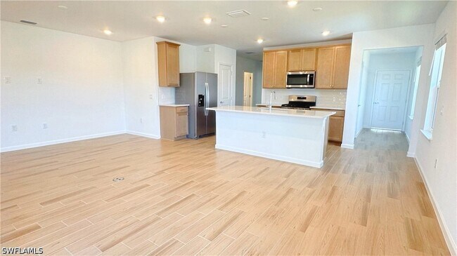 Building Photo - 16922 Sage Ter
