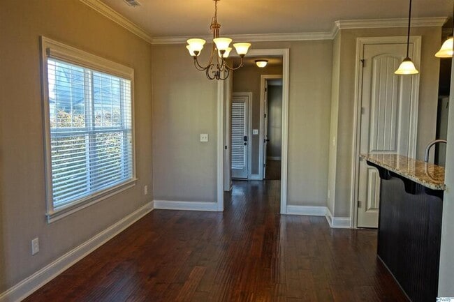 Building Photo - 1121 Towne Creek Pl NW