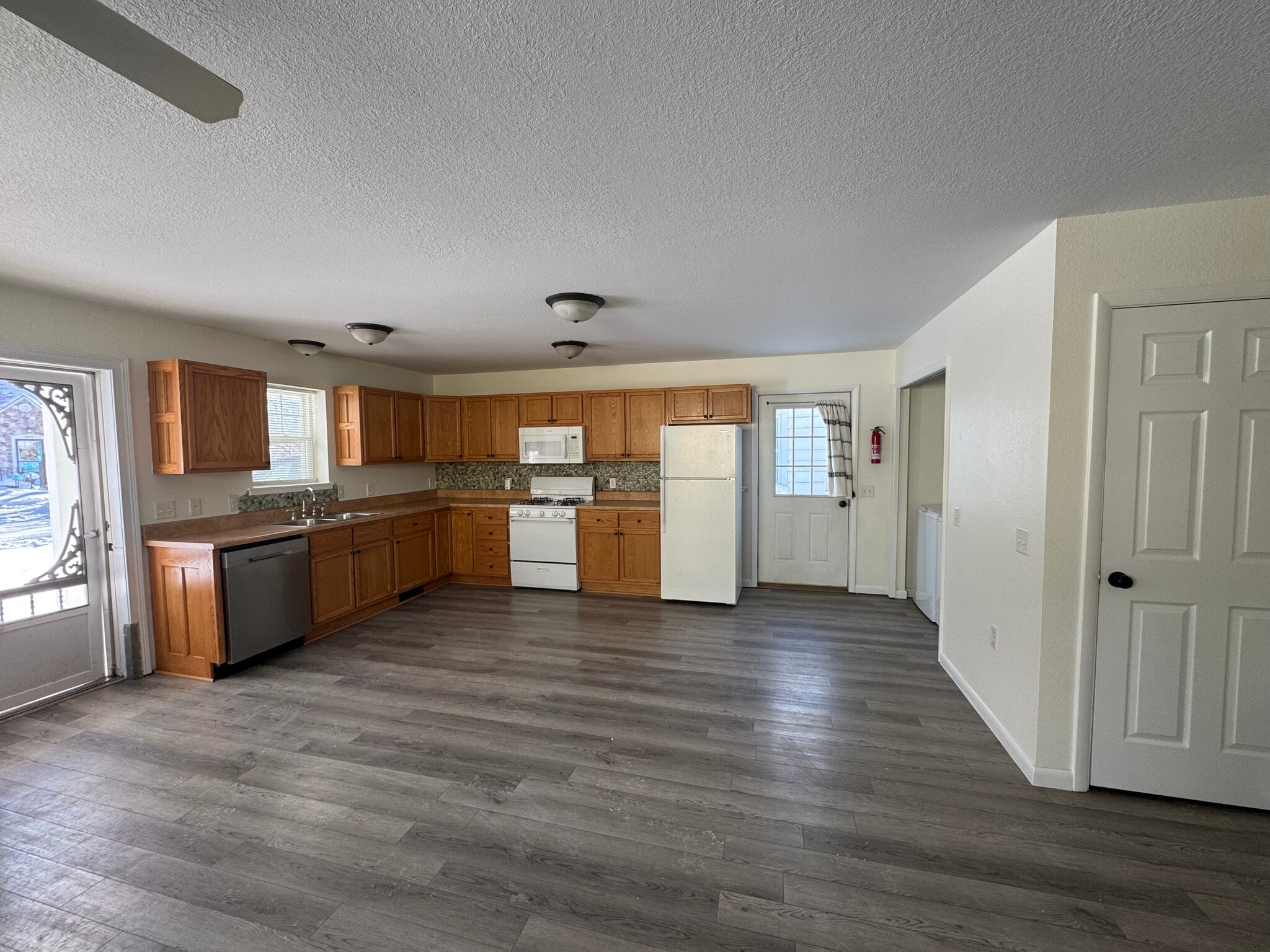 Building Photo - 3608 Madison St