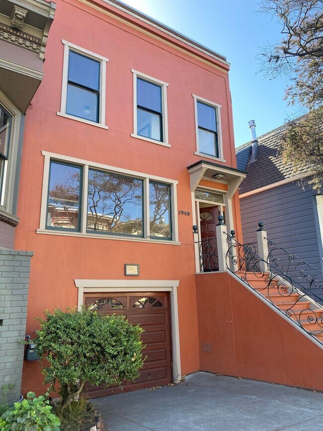 Building Photo - Jr.1BR/1BA Garden Unit NOPA Flat! Laundry!...