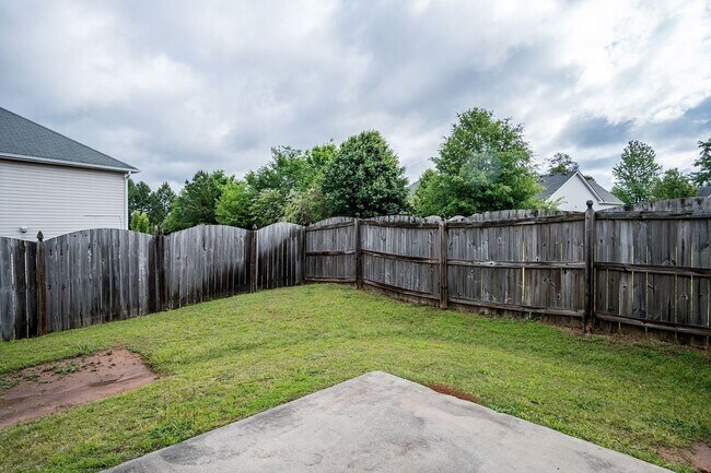 Building Photo - Great Jonesboro Living, 4 Bedroom, 3 Bath
