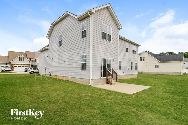 Building Photo - 64 Waterpine Dr