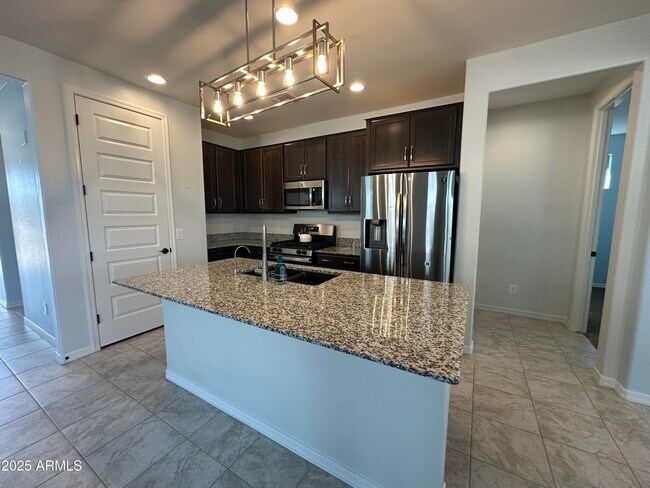 Building Photo - 18078 W Amber Ridge Way