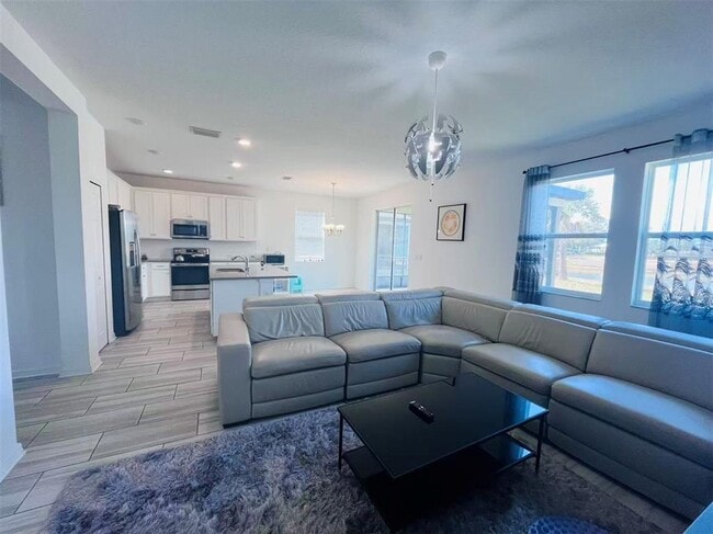 Building Photo - 8569 Starlight Loop