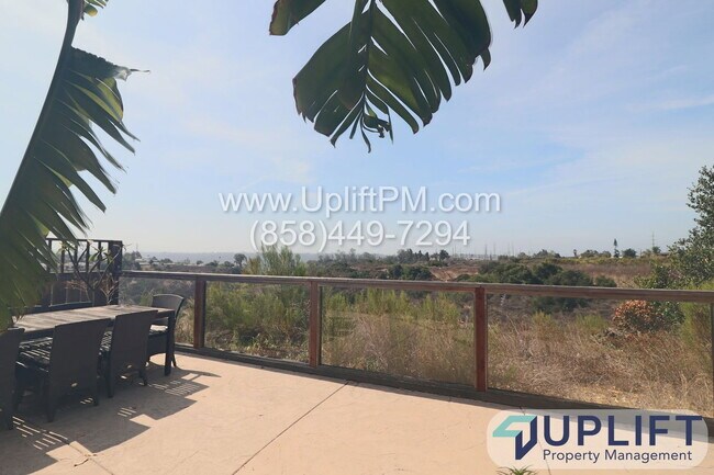 Building Photo - 2655 Chauncey Dr