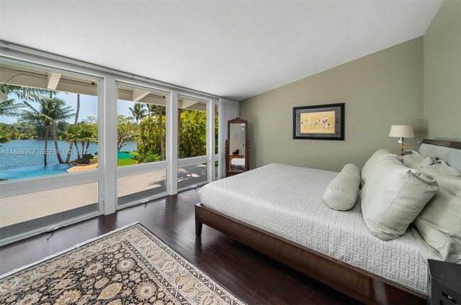 Building Photo - 8845 School House Rd