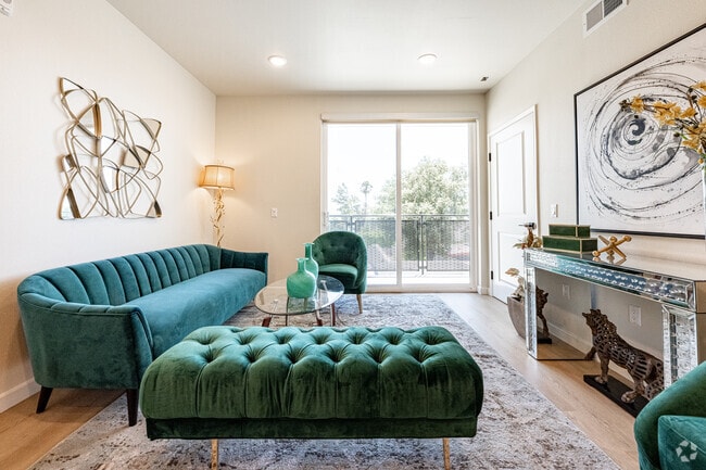Interior Photo - Solare