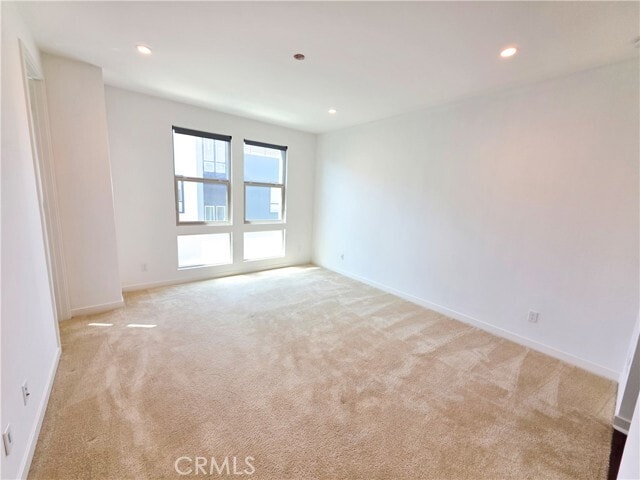 Building Photo - 164 Placemark