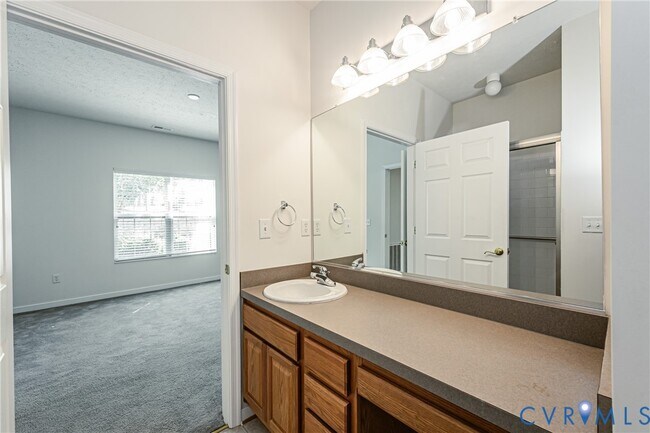 Building Photo - 7301 Norwood Pond Pl
