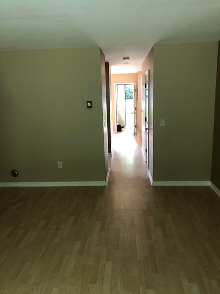 living room - 292 Woodhaven Dr