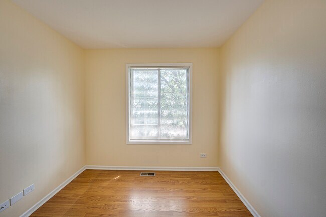 Building Photo - 1130 Brockton Ct