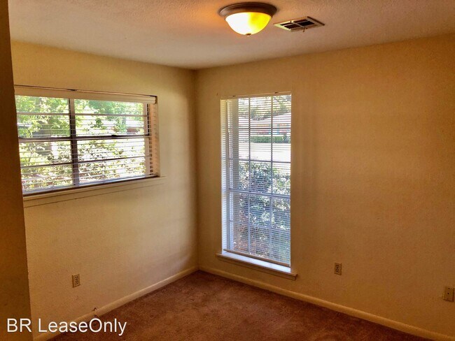 Building Photo - 3 br, 1.5 bath House - 8321 N. Essen Heights