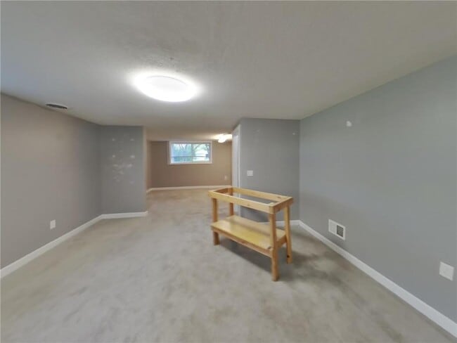 Building Photo - 3820 Union Terrace Ln N