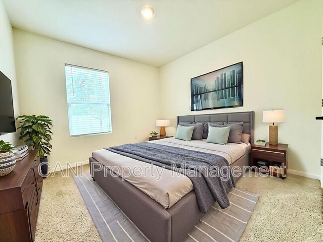 Building Photo - 245 Carabelle Ct