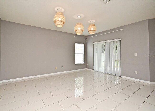 Building Photo - 475 Nadeau Way