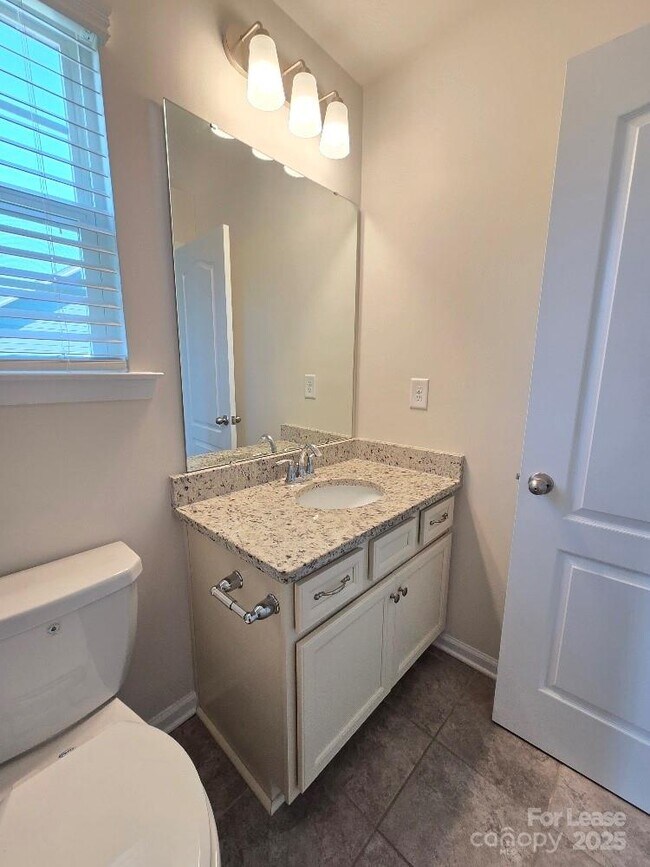Building Photo - 14611 Murfield Ct