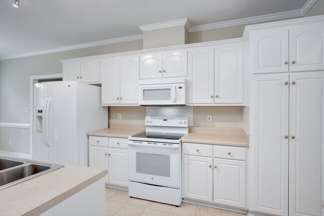 Building Photo - 434 Keeling Ln