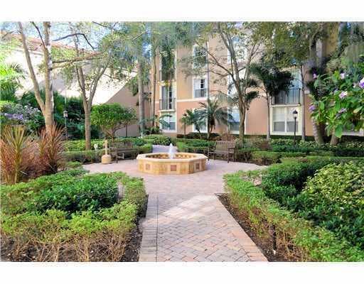 Building Photo - 630 S Sapodilla Ave