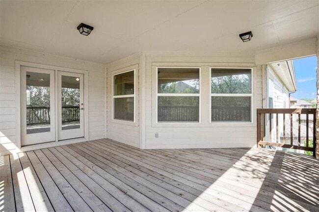 Building Photo - 409 Spanish Mustang Dr
