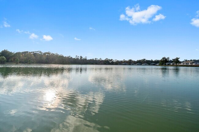 Building Photo - 16031 Tallis Dr