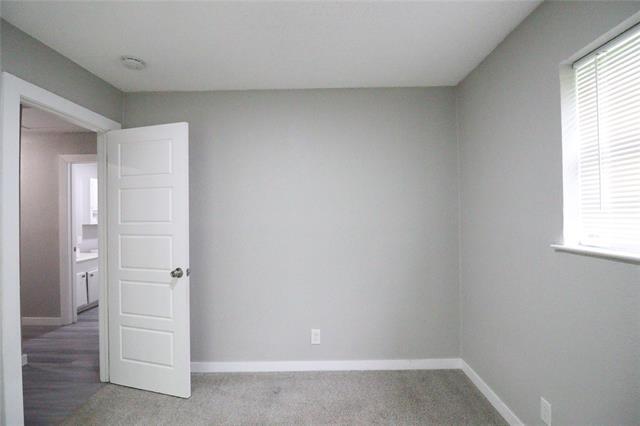 Building Photo - 107 Love St