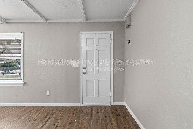 Building Photo - 9517 Lydell Dr